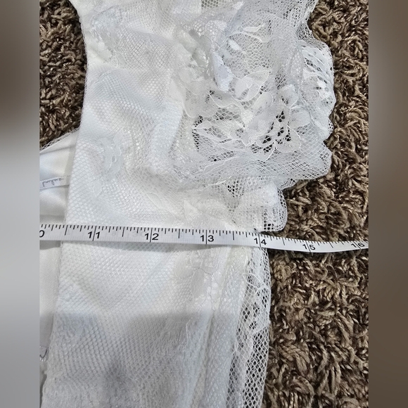 Lulus Romantic Prose White Lace Puff Sleeve Midi Skater Dress Size XS NWT - Picture 5 of 6